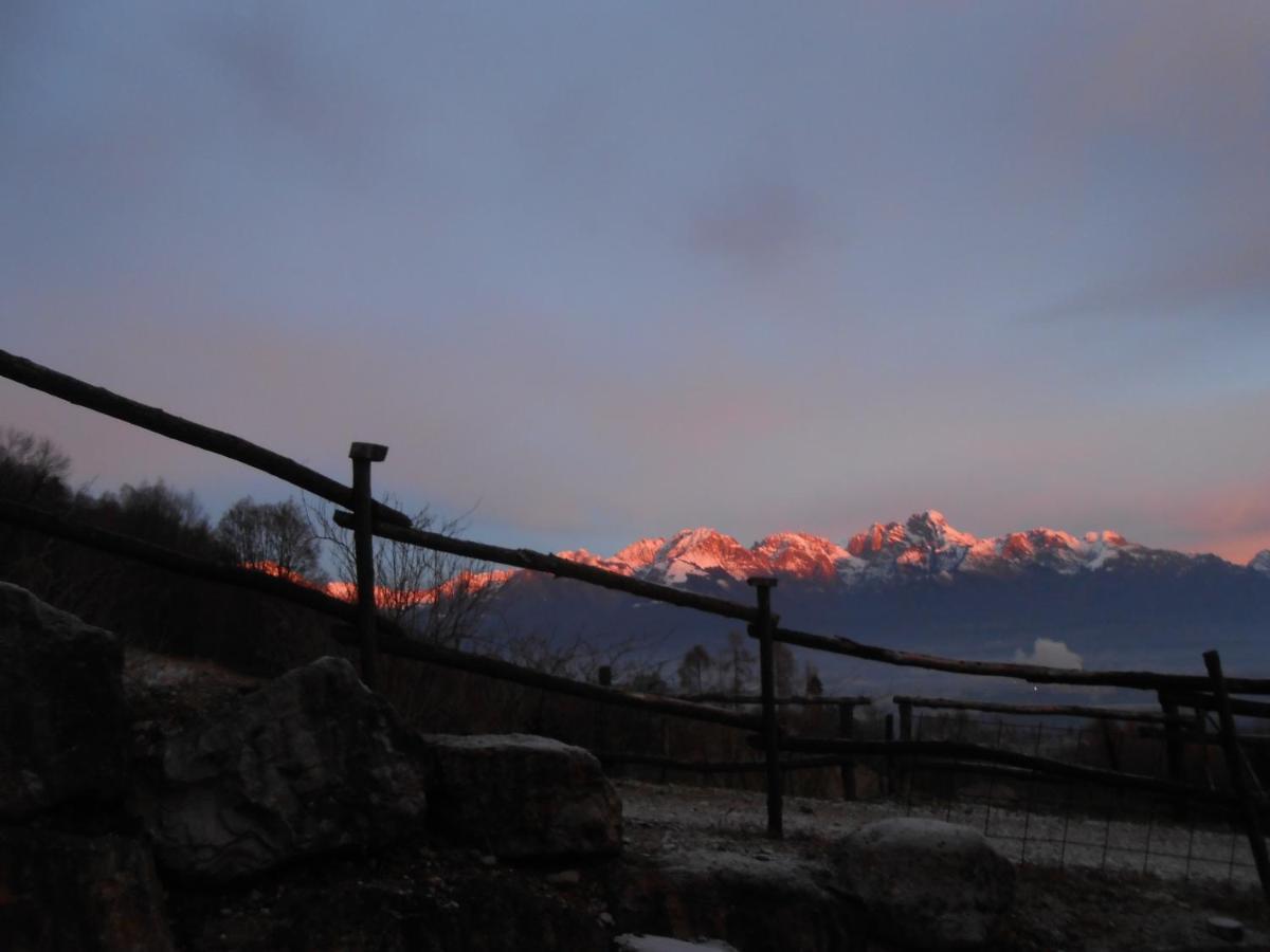 Agriturismo La Casa Nei Boschi Colderu 外观 照片