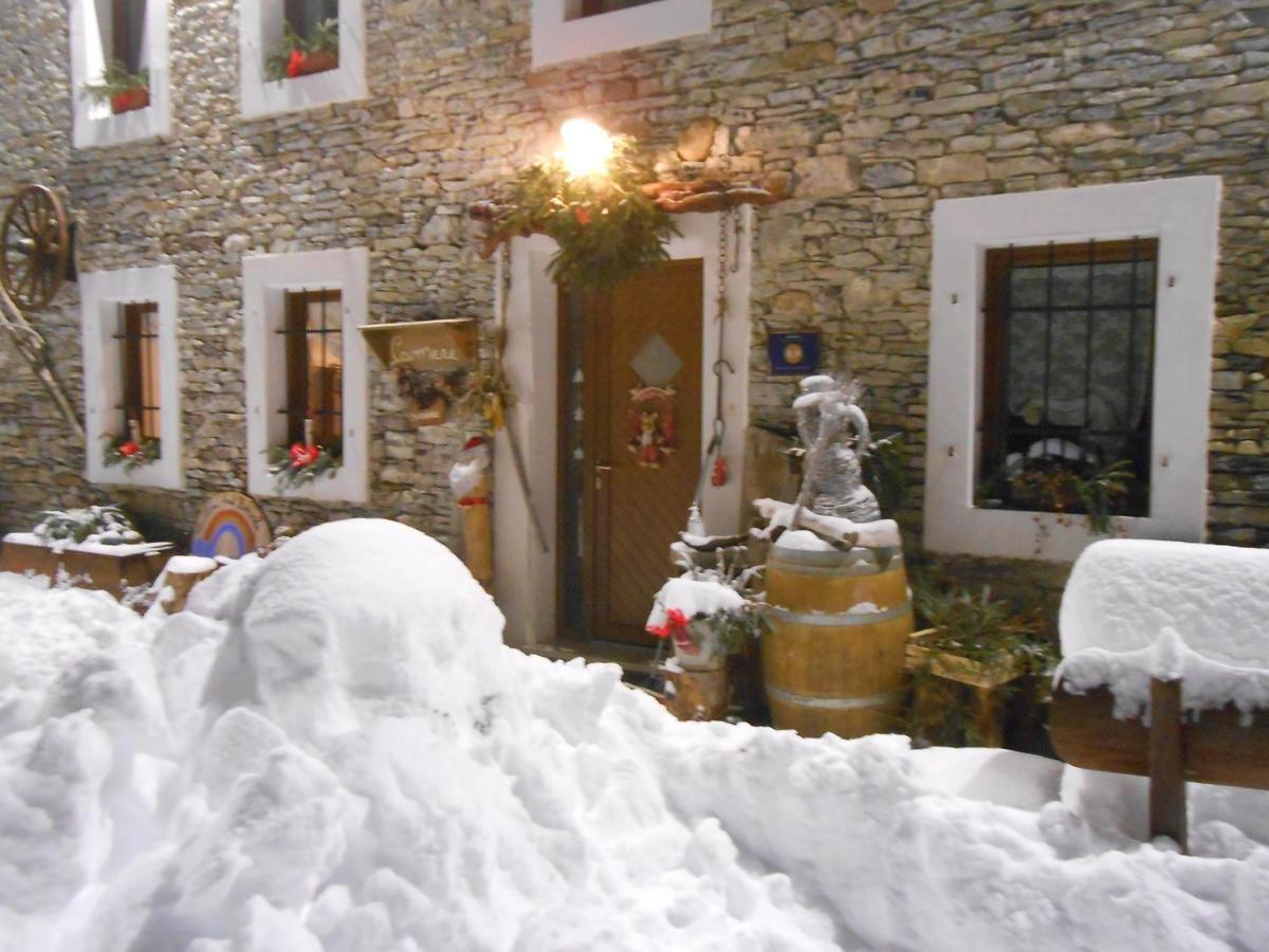 Agriturismo La Casa Nei Boschi Colderu 外观 照片