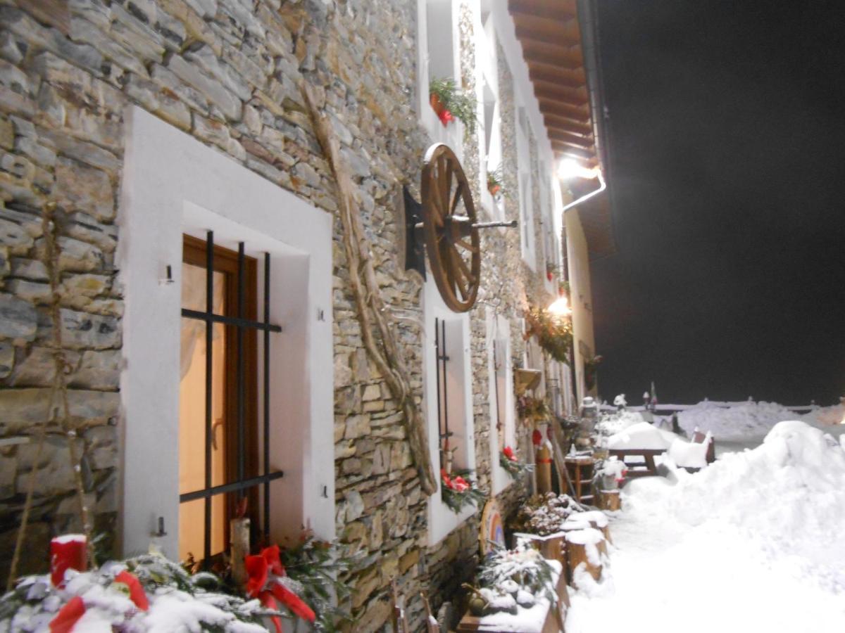 Agriturismo La Casa Nei Boschi Colderu 外观 照片