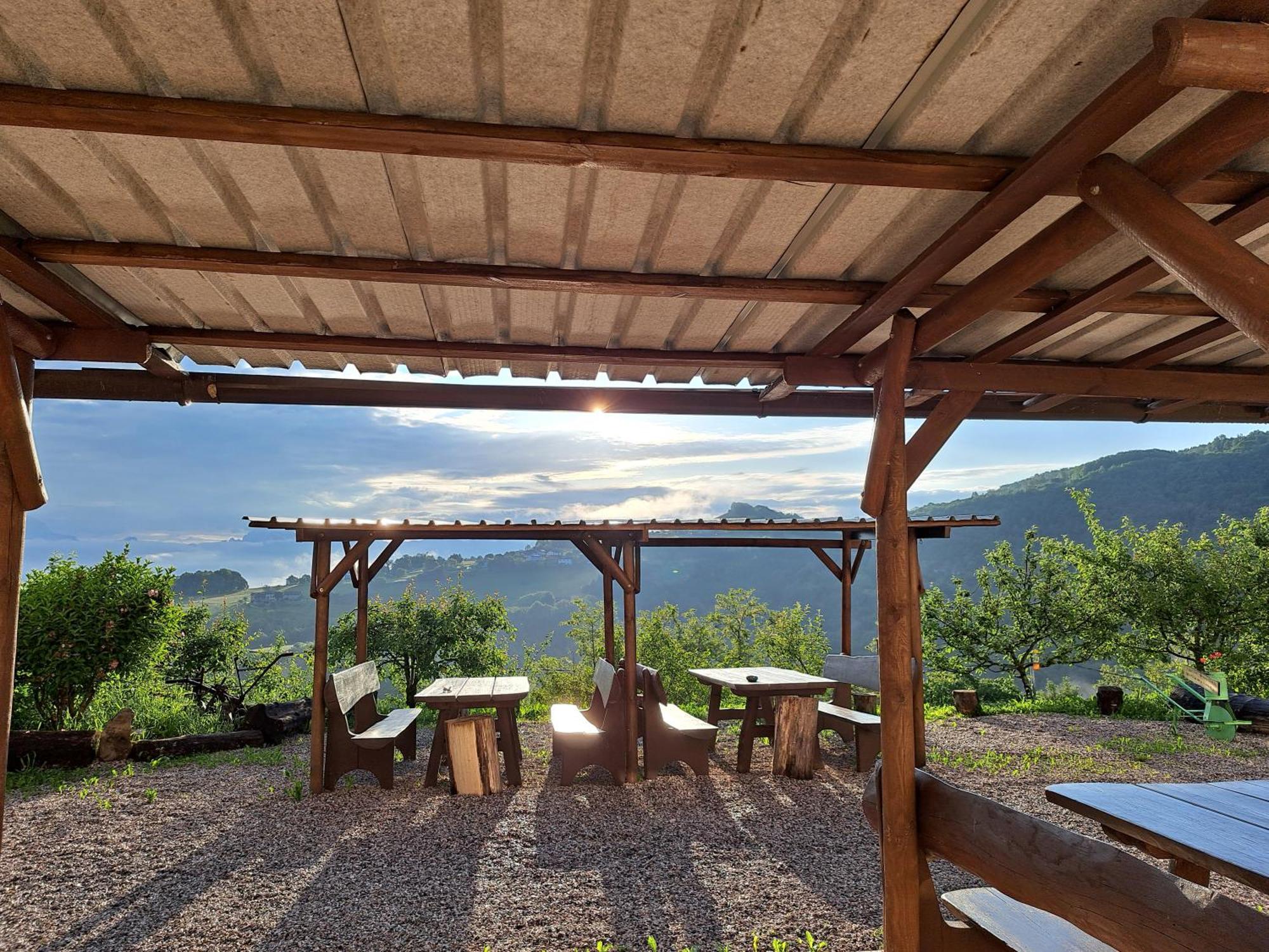 Agriturismo La Casa Nei Boschi Colderu 外观 照片