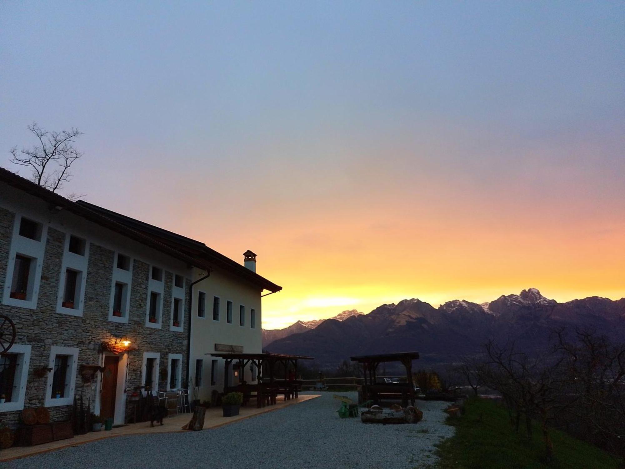 Agriturismo La Casa Nei Boschi Colderu 外观 照片